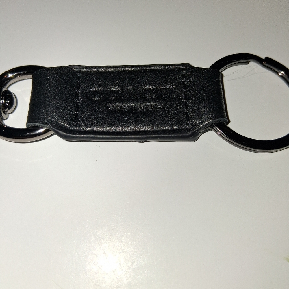 Coach Black Leather Key Chain New With Out Tags - Picture 6 of 7